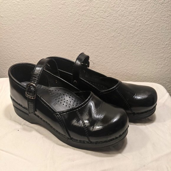 SOLD - Dansko Mary Jane Clogs Black Strap size 7.5 - Picture 1 of 9